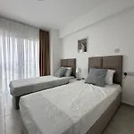 Penthouse I Sjokanten Pa Dejablue דירה