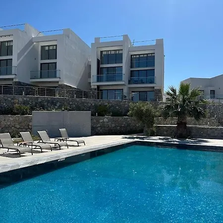 Apartment Penthouse I Sjokanten Pa Dejablue Kyrenia (Northern Cyprus)