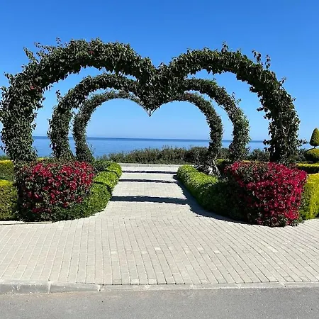 Apartment Penthouse I Sjokanten Pa Dejablue Kyrenia (Northern Cyprus)