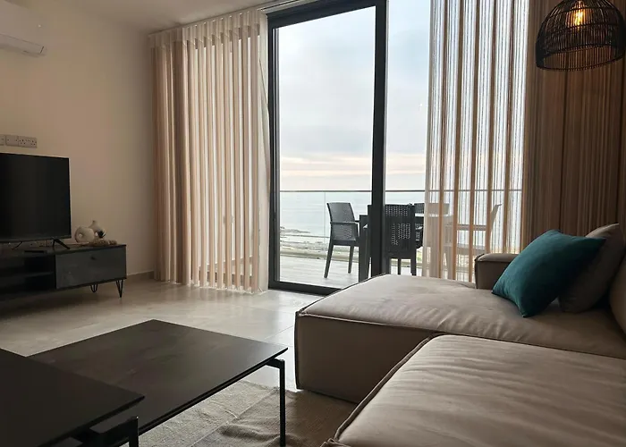 Penthouse I Sjokanten Pa Dejablue Kyrenia (Northern Cyprus)