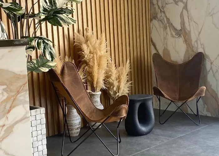 Penthouse I Sjokanten Pa Dejablue Apartmán *